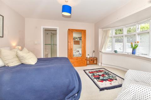Moldavia, 9 Whitstable Road, Blean, Canterbury, CT2 9EA