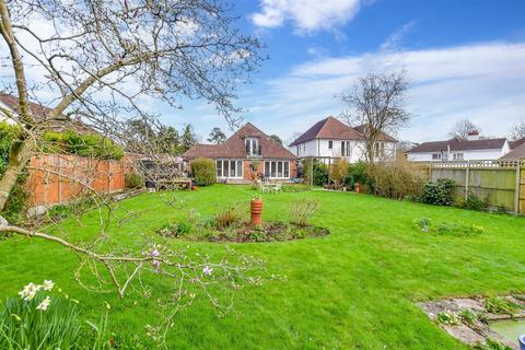 Moldavia, 9 Whitstable Road, Blean, Canterbury, CT2 9EA