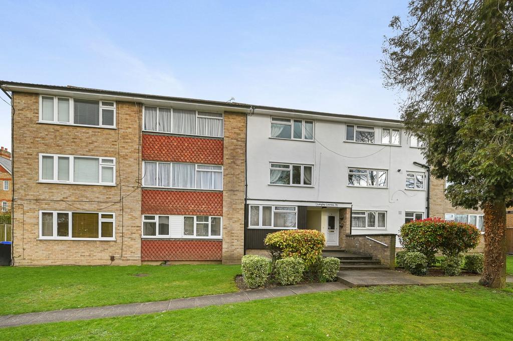 Langley Park Road, Langley Lawnes, SM2 2 bed for sale £350,000