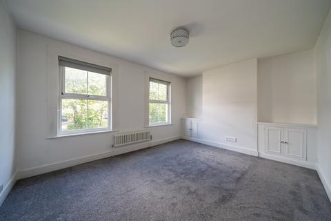 3 Glenview Gardens, Hemel Hempstead, HP1 1TF