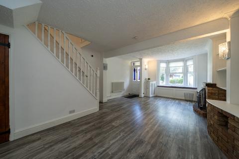 3 Glenview Gardens, Hemel Hempstead, HP1 1TF