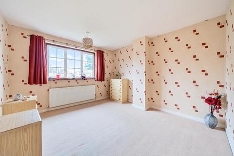 3 bedroom semi-detached house for sale - Langley,  Slough,  SL3