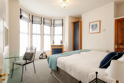2 bedroom ground floor flat to rent - Cheltenham Mount, Harrogate, HG1