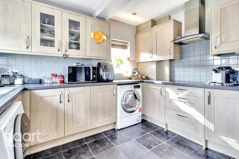 3 bedroom semi-detached house for sale, Elm Grove, Clacton-On-Sea