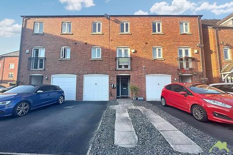 4 bedroom townhouse for sale, Goldfinch Drive, Catterall, Preston