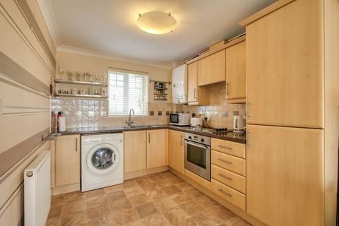 2 bedroom flat for sale, Birchfield Road, Webheath, Redditch B97 4LR