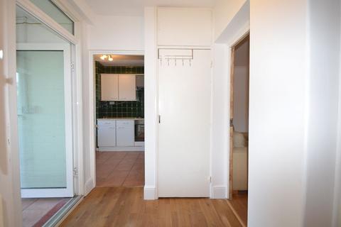 1 bedroom flat for sale, Bowen Drive, London SE21