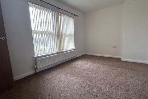 2 bedroom semi-detached house to rent - Oates Avenue, Rawmarsh, Rotherham, South Yorkshire, S62
