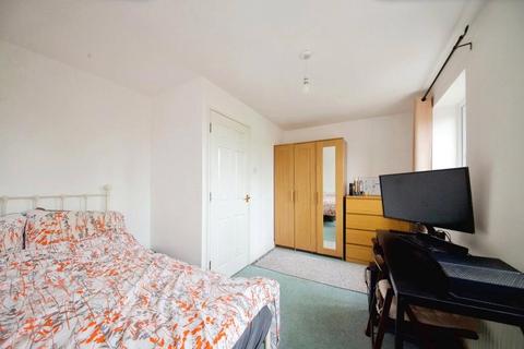 29 Thorneycroft Drive, Enfield, EN3 6UZ