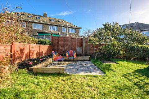 35 Corbiehill Crescent, Edinburgh, EH4 5BE