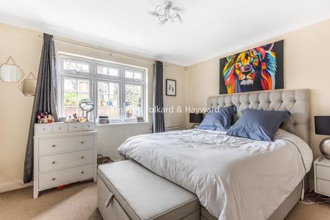 2 bedroom flat for sale, Conway Road, Southgate