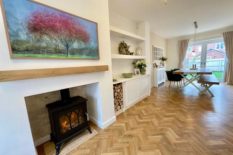 8 Gordon Road, Blythe Bridge, Stoke-on-trent, ST11 9FJ