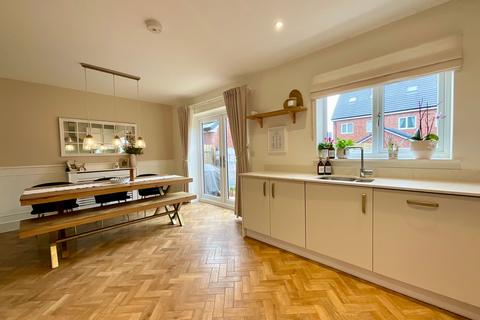 8 Gordon Road, Blythe Bridge, Stoke-on-trent, ST11 9FJ