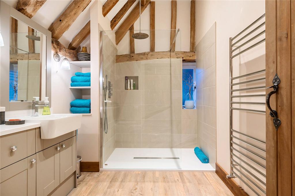 Family Shower Room