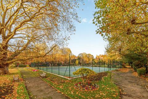 2 bedroom apartment for sale, Queen's Club Gardens, London, Greater London, W14