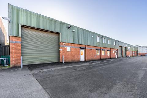 Industrial unit to rent, Exchange Close, North Hykeham LN6