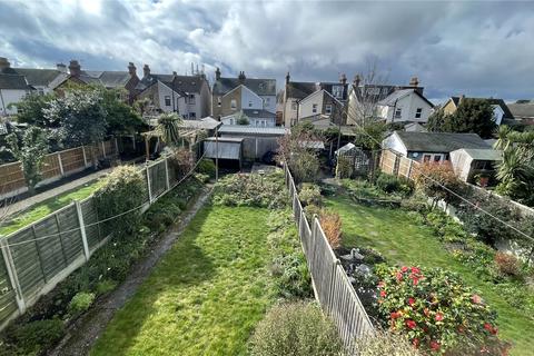 23 Scratton Road, Stanford-le-hope, SS17 0NZ