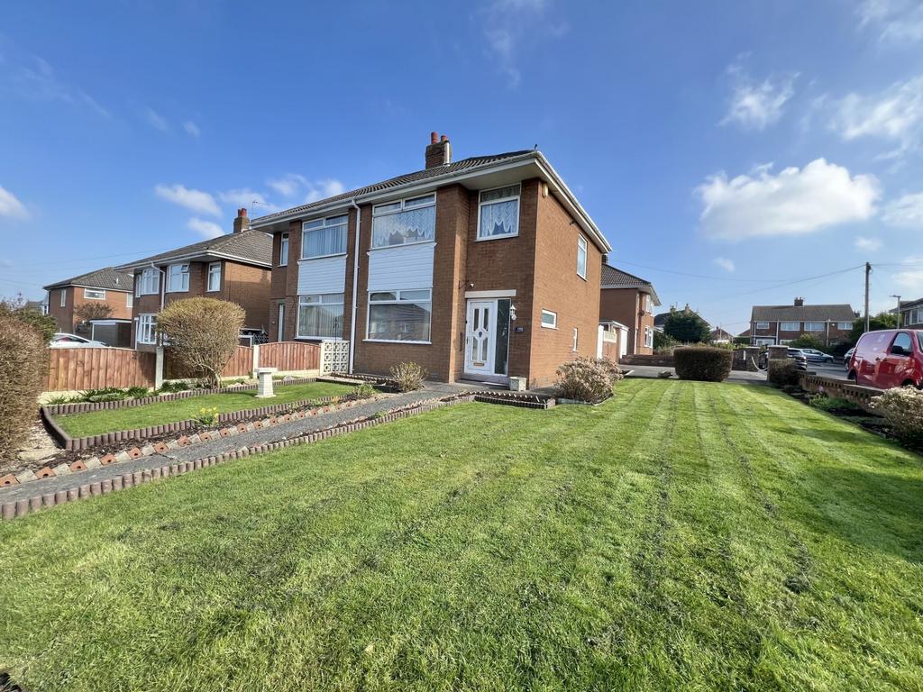 Blackpool Old Road Poulton Le Fylde Fy6 3 Bed Semi Detached House For