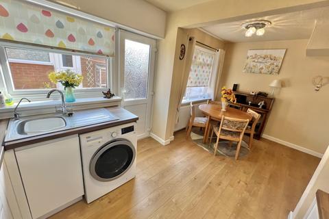 198 Blackpool Old Road, Poulton-le-fylde, FY6 7RL