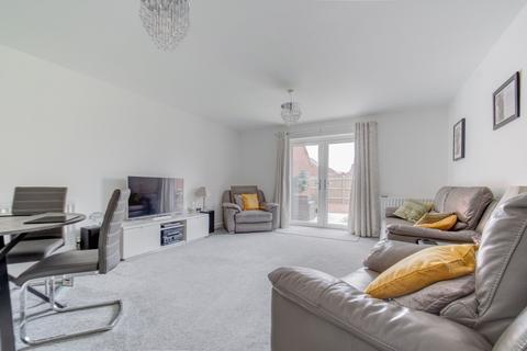 2 bedroom bungalow for sale - Damson Way, Bidford-on-Avon, Alcester, Warwickshire, B50
