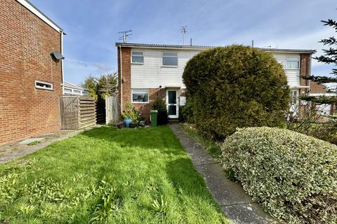 10 Badlesmere Road, Eastbourne, BN22 8TL