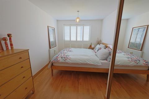 2 bedroom flat for sale, Capricorn Court, 17 Zodiac Close, Edgware, Middlesex, HA8 5FN