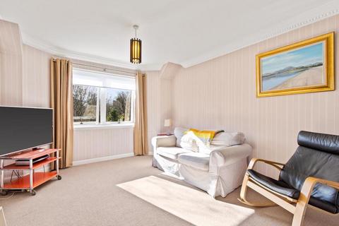 3 bedroom apartment for sale - White Gables, Glasgow