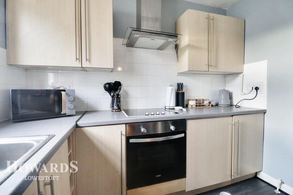 St Peters Street, LOWESTOFT 1 bed flat for sale £80,000