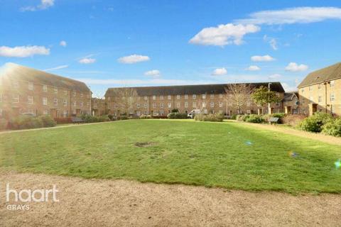 39 Caspian Close, Purfleet, RM19 1LG