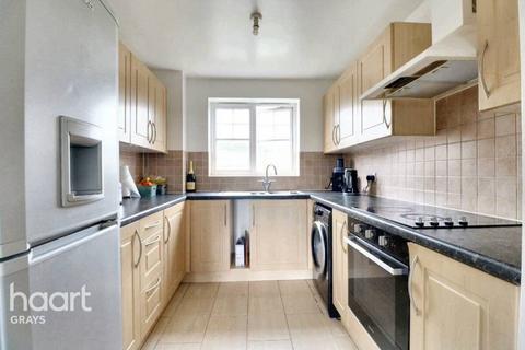 39 Caspian Close, Purfleet, RM19 1LG