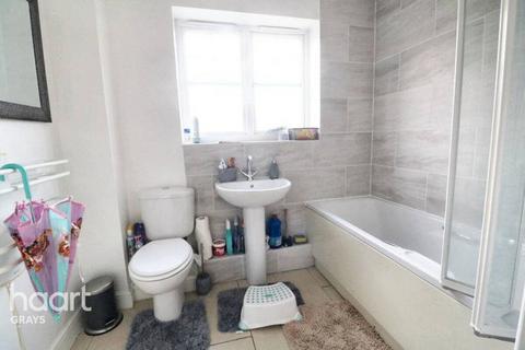 39 Caspian Close, Purfleet, RM19 1LG