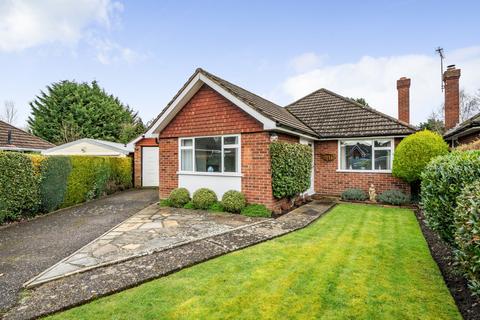 6 Cedar Grove, Bisley, Woking, GU24 9EF