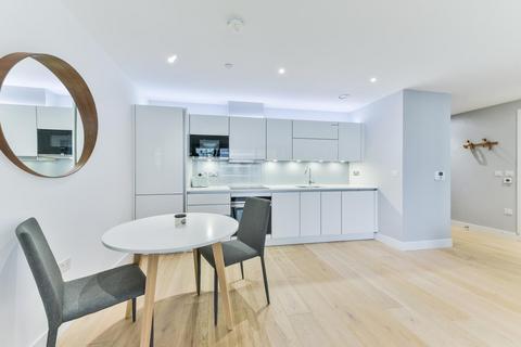 1 bedroom apartment to rent, Heritage Tower, East Ferry Road, London, E14