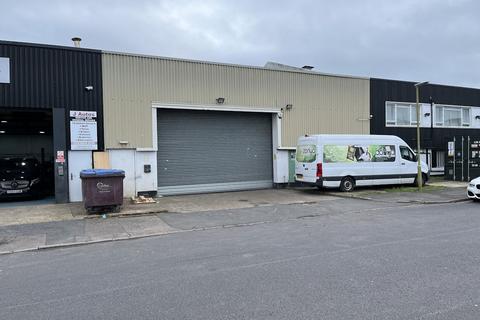 Industrial unit to rent, Unit 2B, 6 Greycaine Road, Watford, WD24 7GP