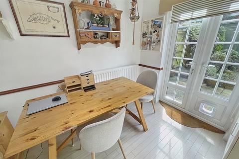 13 Silchester Close, Bournemouth, BH2 6PY