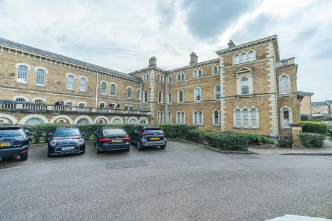 4 bedroom apartment for sale, Royal Drive, London N11