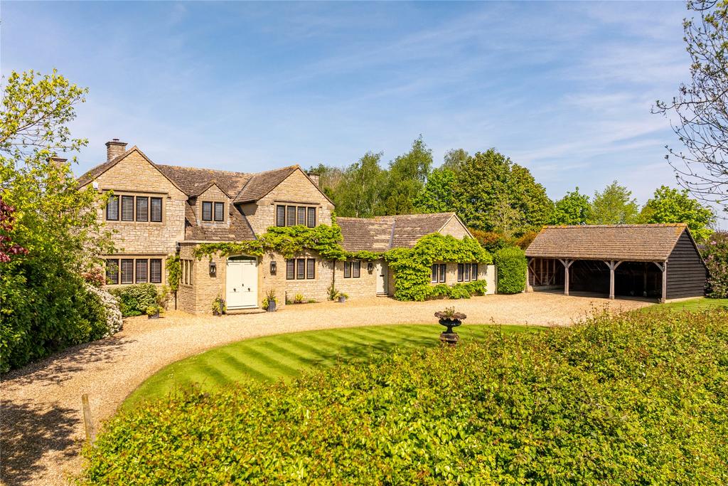 Thornborough Road, Adstock... 4 bed equestrian property for sale £