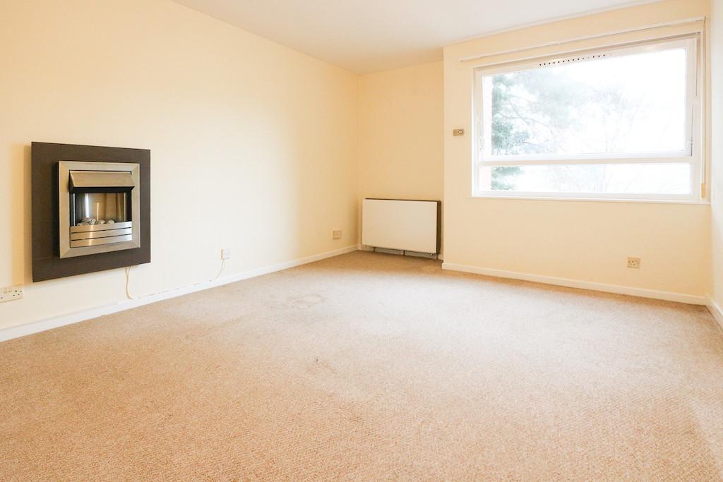 Elmsdale Court, Birmingham Road 2 bed apartment for sale £104,950