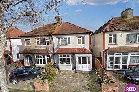 3 bedroom semi-detached house for sale, The Grove, Southend On Sea