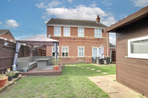 4 bedroom detached house for sale, Gipson Close, Chatteris