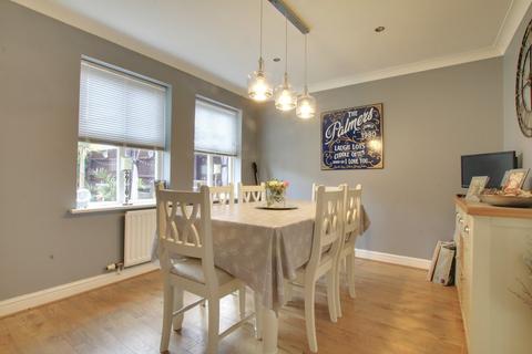 4 bedroom detached house for sale, Gipson Close, Chatteris
