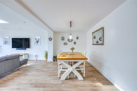 12 Bure Close, Bedford, MK41 7TX