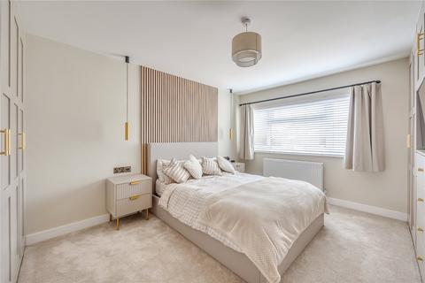 12 Bure Close, Bedford, MK41 7TX