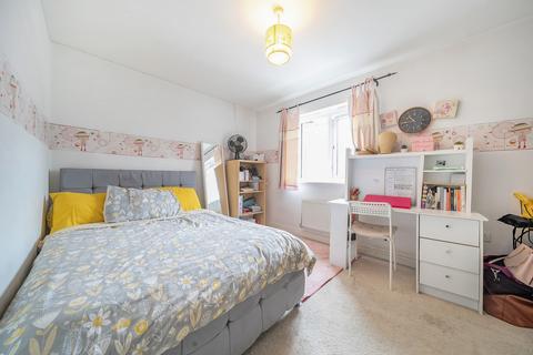 62 Nine Acres Close, Hayes, UB3 1SW