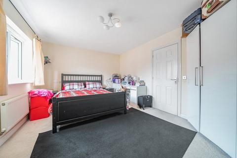 62 Nine Acres Close, Hayes, UB3 1SW
