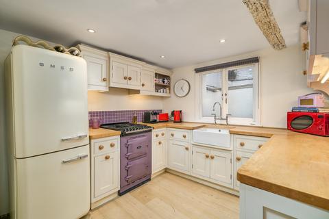 4 Cheyne Row, London, SW3 5HL