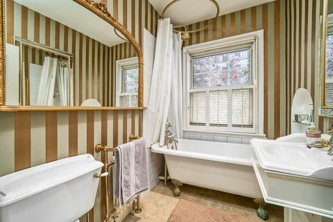4 Cheyne Row, London, SW3 5HL