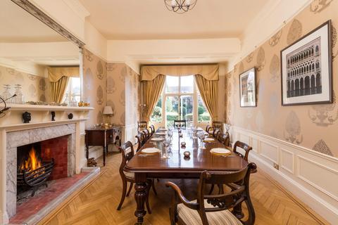 7 bedroom detached house for sale, West Street, Reigate, Surrey, RH2.