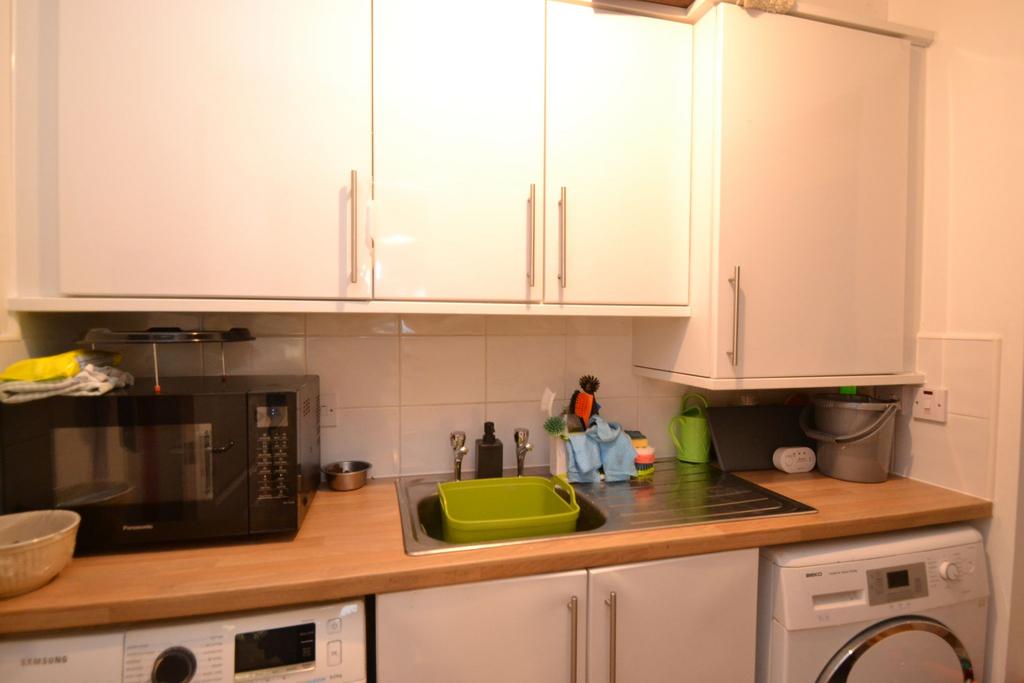 Photograph 12