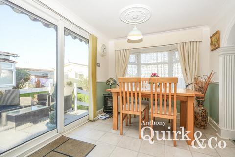 2 bedroom park home for sale, Creek Road, Canvey Island, SS8